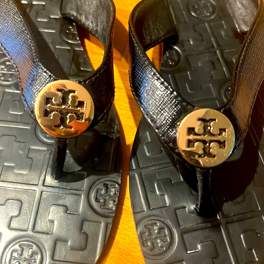 Tory Burch flats